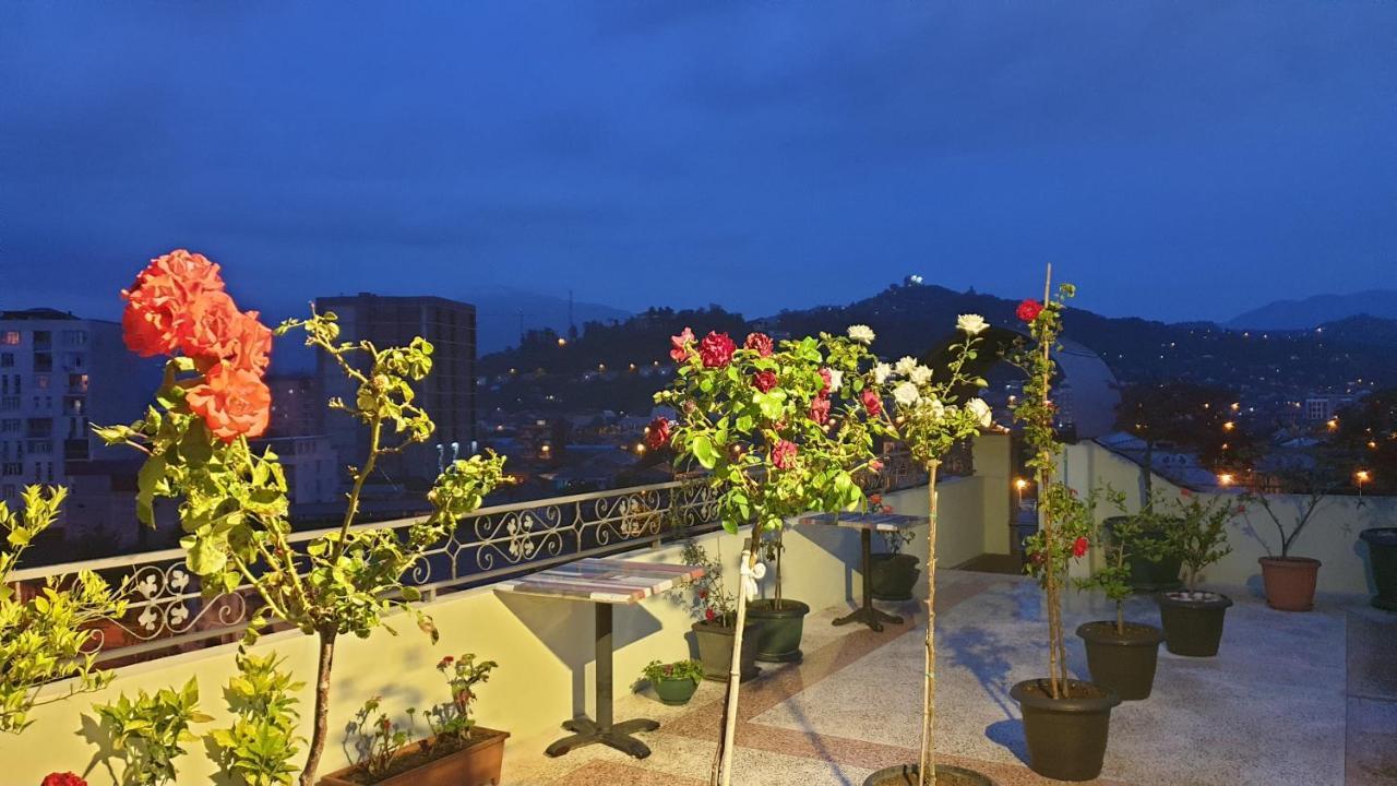 Marani Hotel Батуми Экстерьер фото
