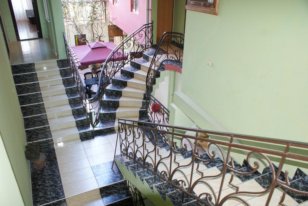 Marani Hotel Батуми Экстерьер фото
