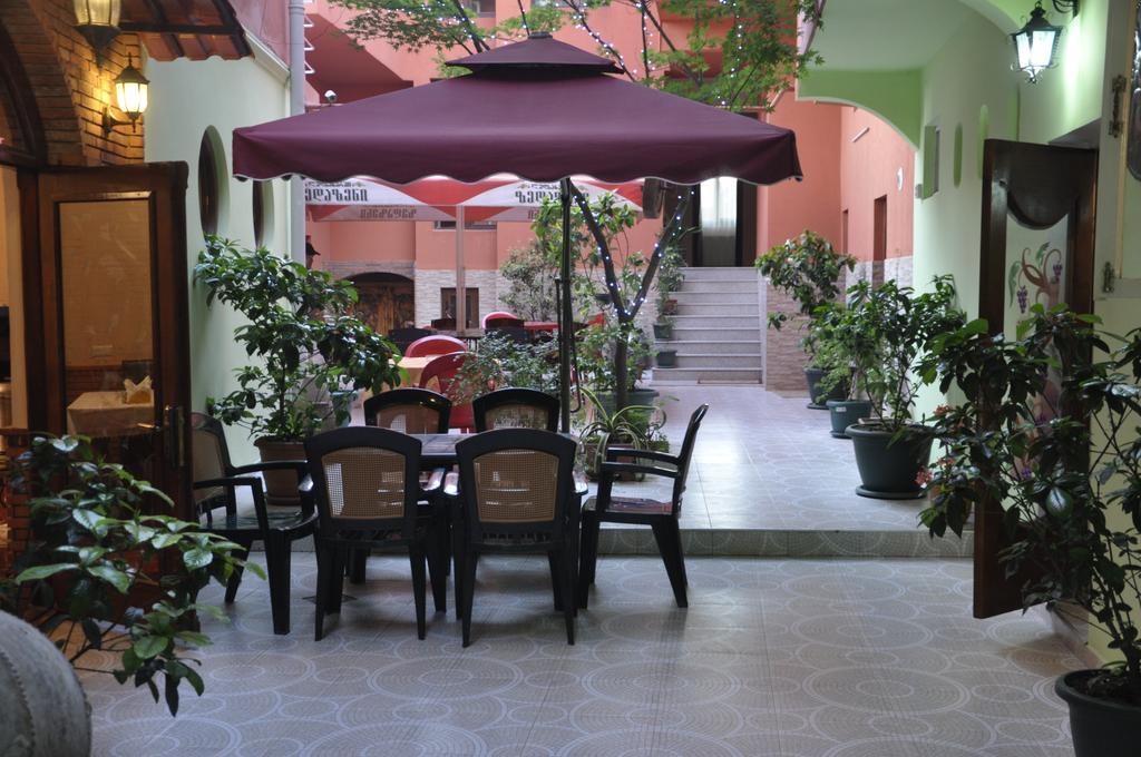 Marani Hotel Батуми Экстерьер фото