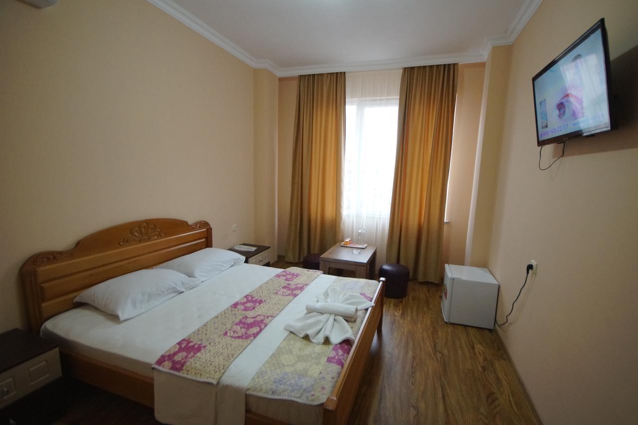 Marani Hotel Батуми Экстерьер фото