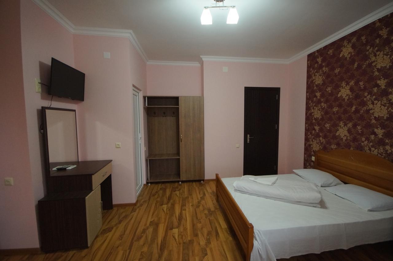 Marani Hotel Батуми Экстерьер фото