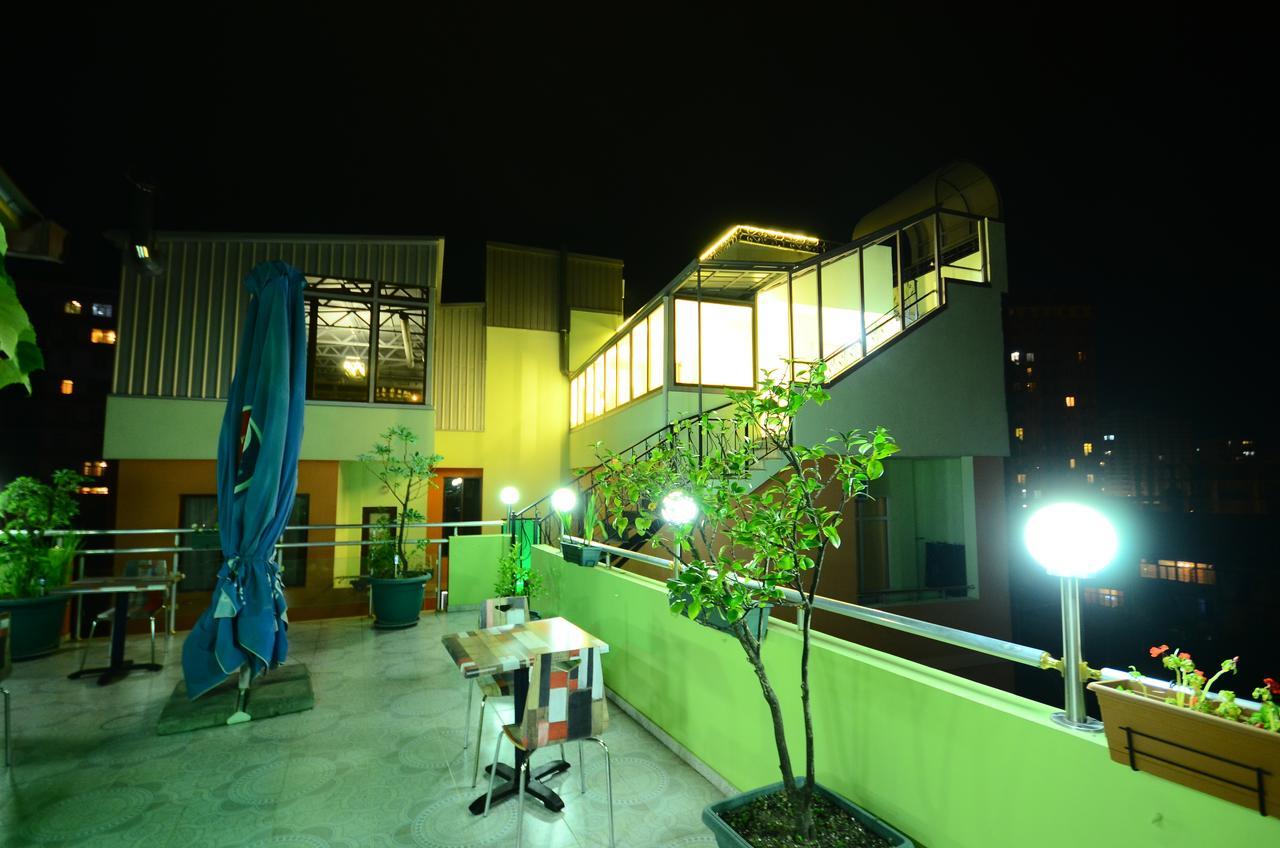 Marani Hotel Батуми Экстерьер фото